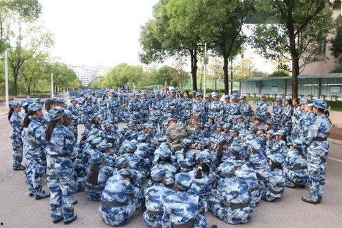 今日吃瓜爆料军训,今日吃瓜爆料，揭秘军训那些事儿